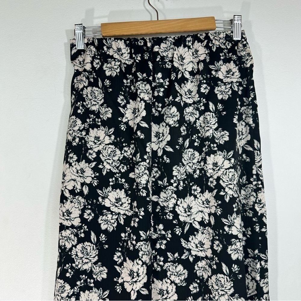 NWT Sachin + Babi Lori Black and Ivory Peony Skirt - Picture 4 of 14